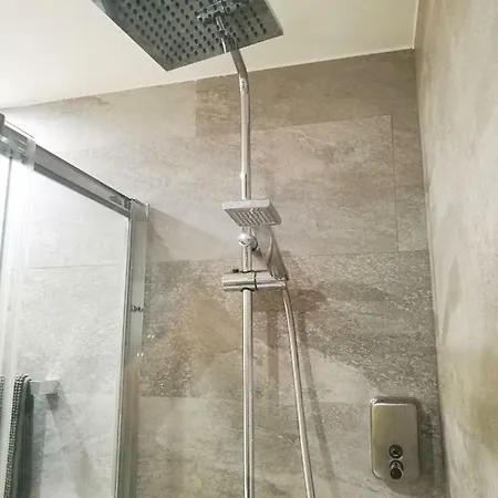 Club Playa Flores 101 * טורמולינוס