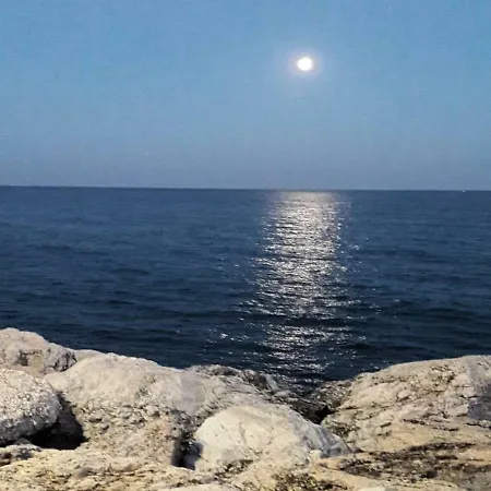 Club Playa Flores 101 Апартаменти
